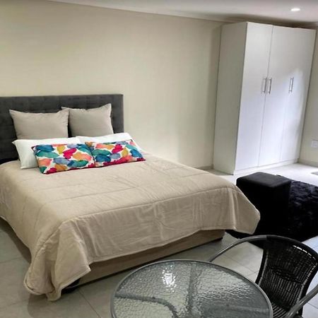 Rooikrans Guest House Johannesburg Bagian luar foto
