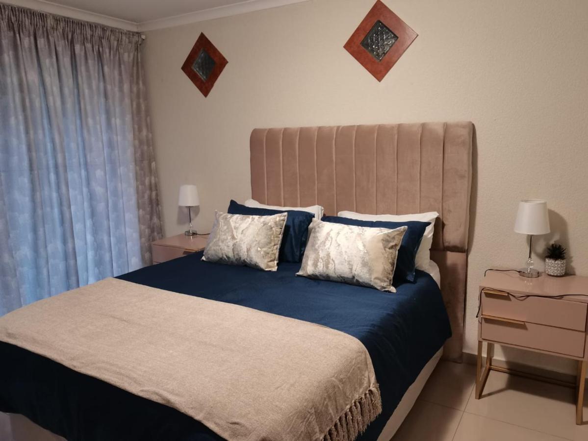 Rooikrans Guest House Johannesburg Bagian luar foto